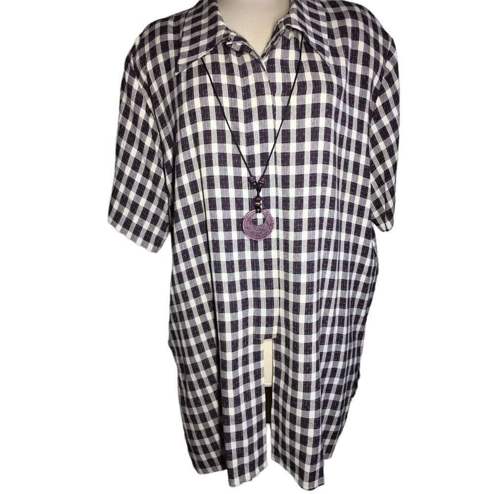 Vintage Betsys Things Plus Size 24 White Black Plaid Button Up Necklace Attached